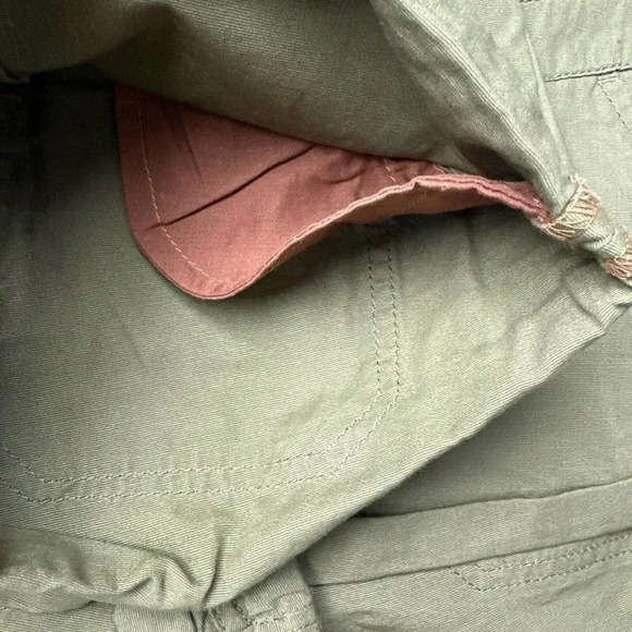 Roxy Shorts Womens Cheeky Chino Hot Pants Mid Rise Cuffed Green - Picture 12 of 16